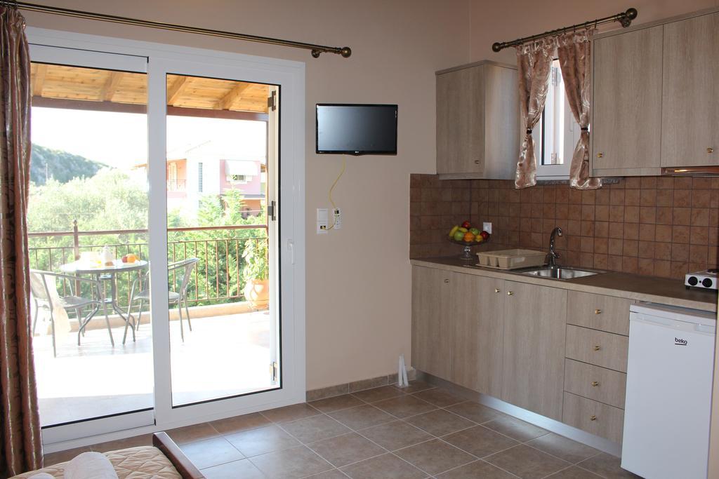 Alkionis Pool View Apartments Lefkáda 외부 사진